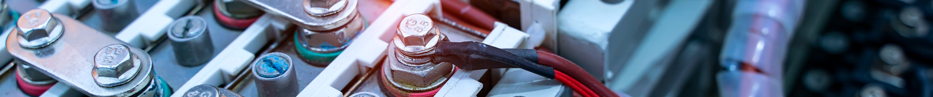 宮崎県宮崎市、都城市、日南市、小林市周辺のバッテリー交換専門店のリビルドバッテリー交換・新品バッテリー交換についてご紹介します。